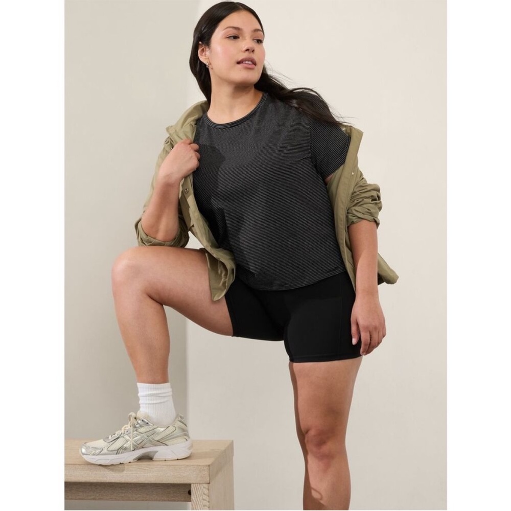 Athleta Essential Tee